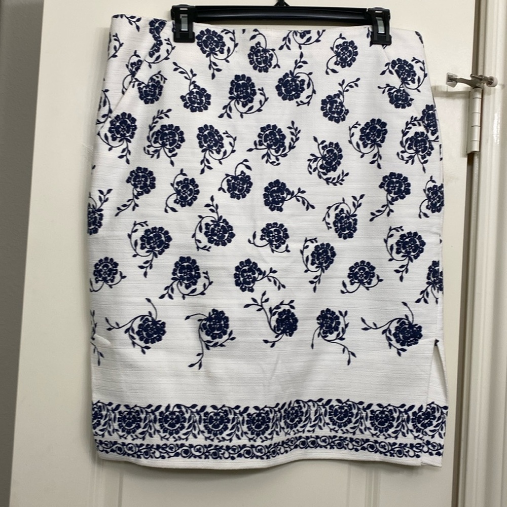 Elegant Pencil skirt